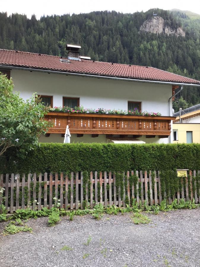 Haus Praxmarer Apartment Kaunertal Exterior photo